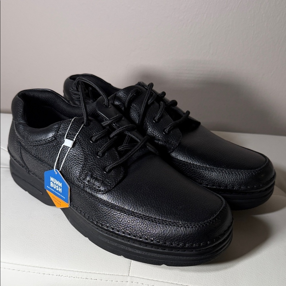 Nunn Bush Men's Classic Black Oxfords